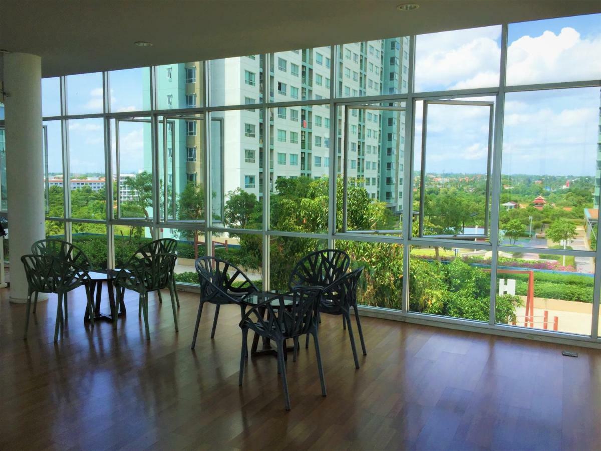 جومتين بيتش Cosy Lumpini Beachfront One Bedroom Jomtein المظهر الخارجي الصورة