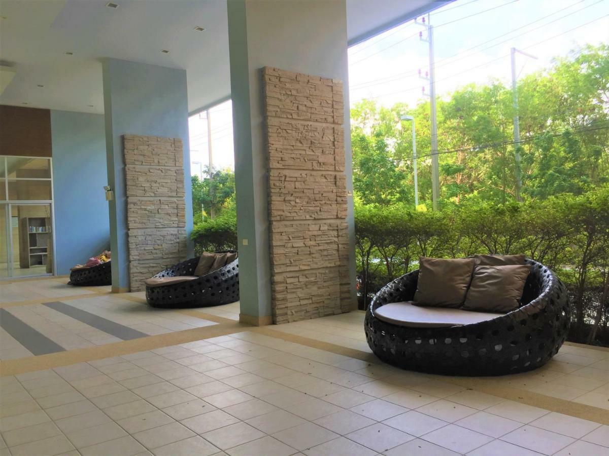 جومتين بيتش Cosy Lumpini Beachfront One Bedroom Jomtein المظهر الخارجي الصورة